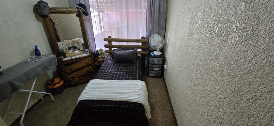 3 Bedroom Property for Sale in Geelhoutpark North West